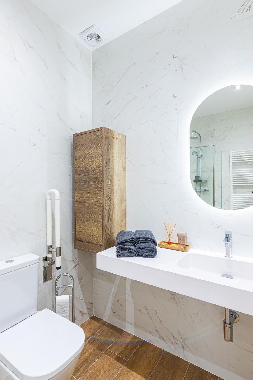 Apartmán Av Gijon Poniente Playa Exteriér fotografie