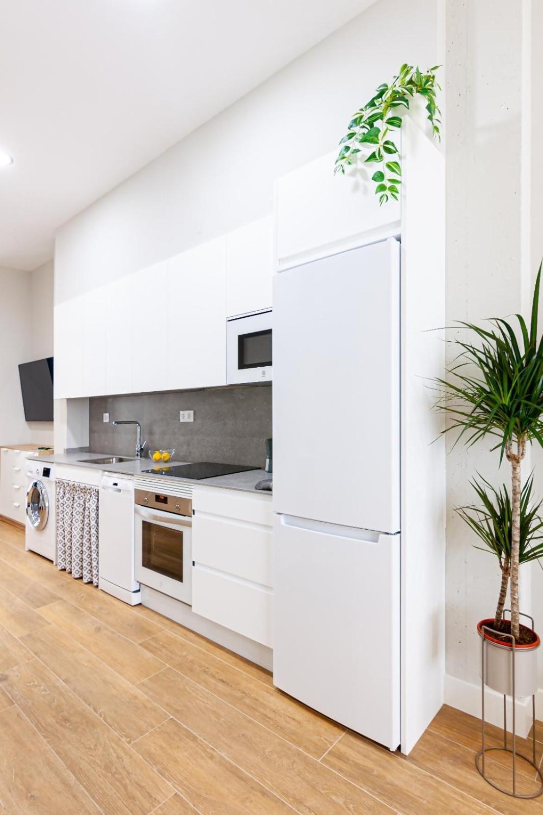 Apartmán Av Gijon Poniente Playa Exteriér fotografie