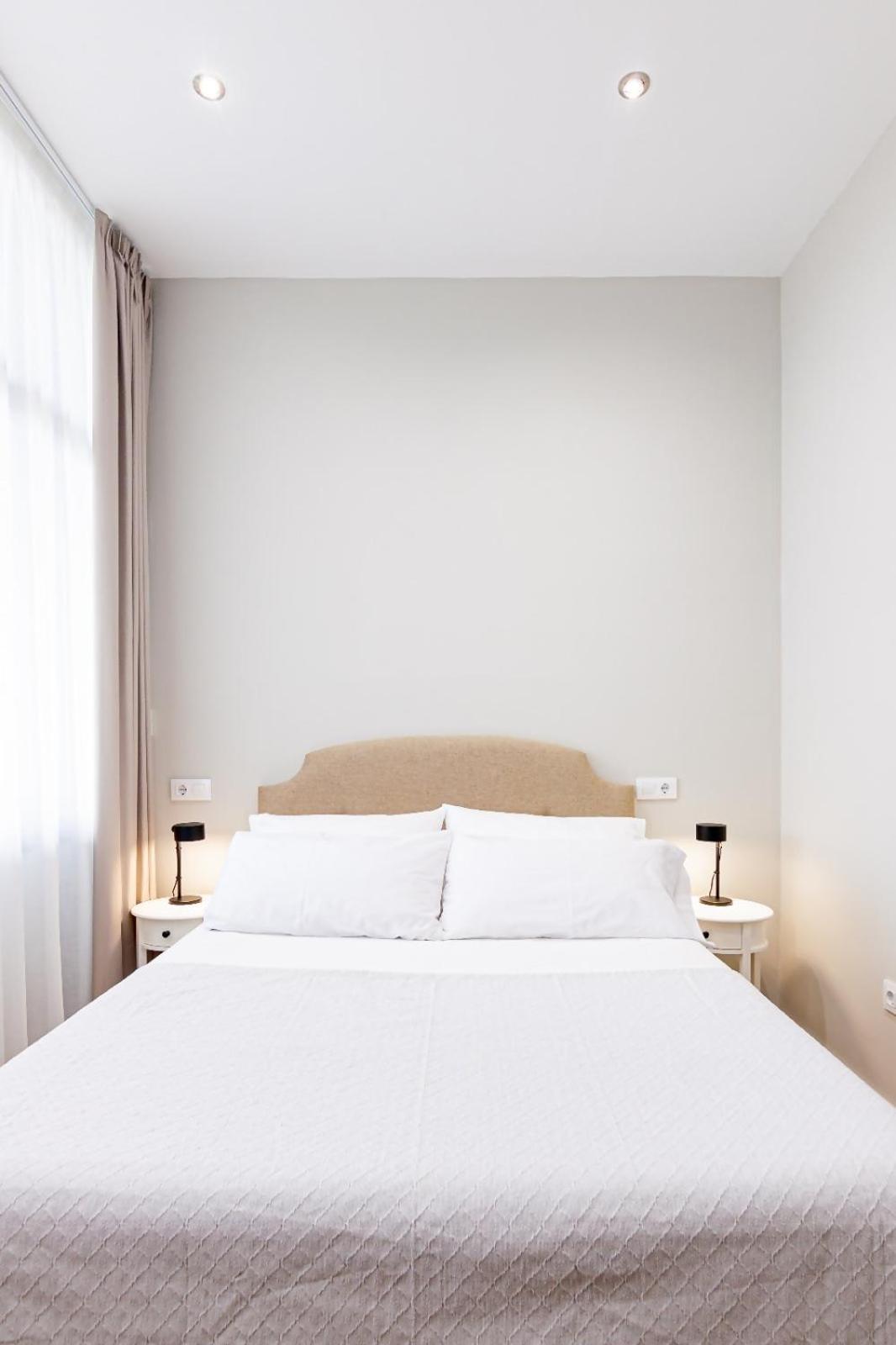 Apartmán Av Gijon Poniente Playa Exteriér fotografie